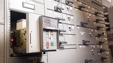 htm 06-02 low voltage training course